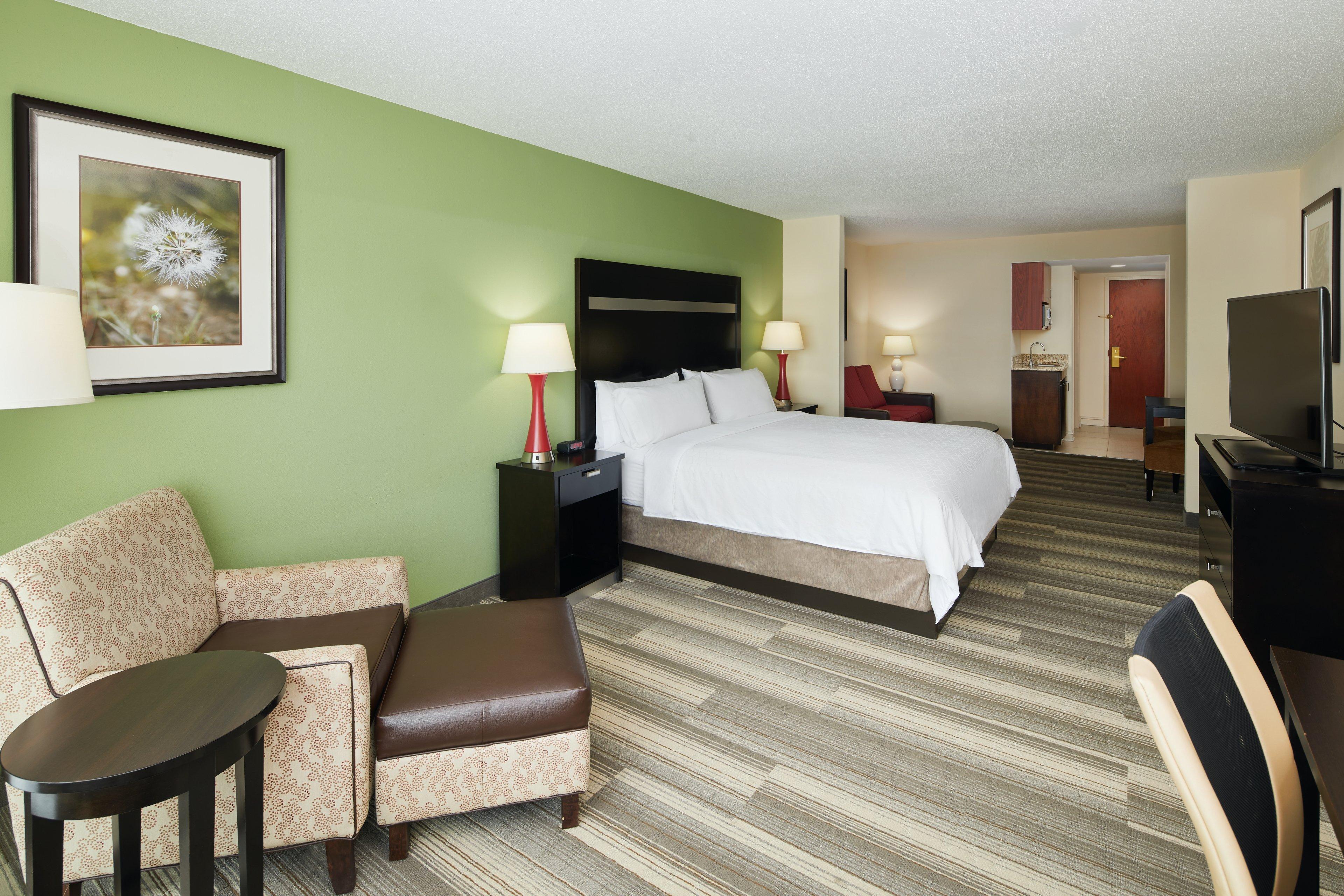 Holiday Inn Express & Suites I-26 & Us 29 At Westgate Mall By Ihg Spartanburg Exterior photo