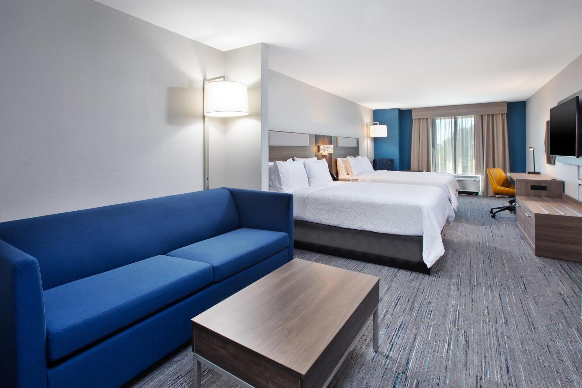 Holiday Inn Express & Suites I-26 & Us 29 At Westgate Mall By Ihg Spartanburg Exterior photo